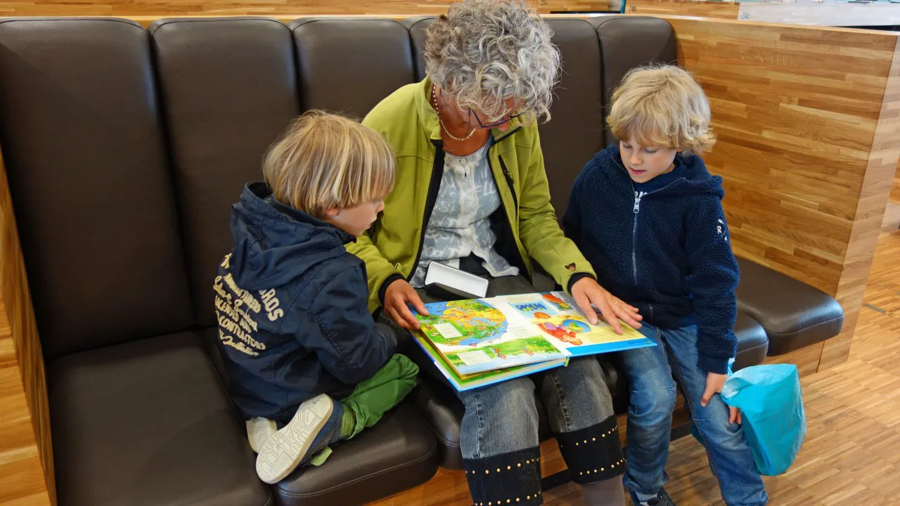 L'heure du conte : anniversaire Lire et faire lire